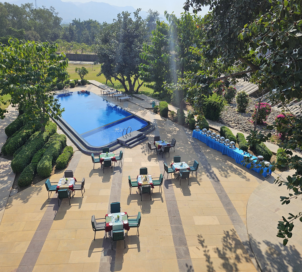 Barh Court Lunch Setup