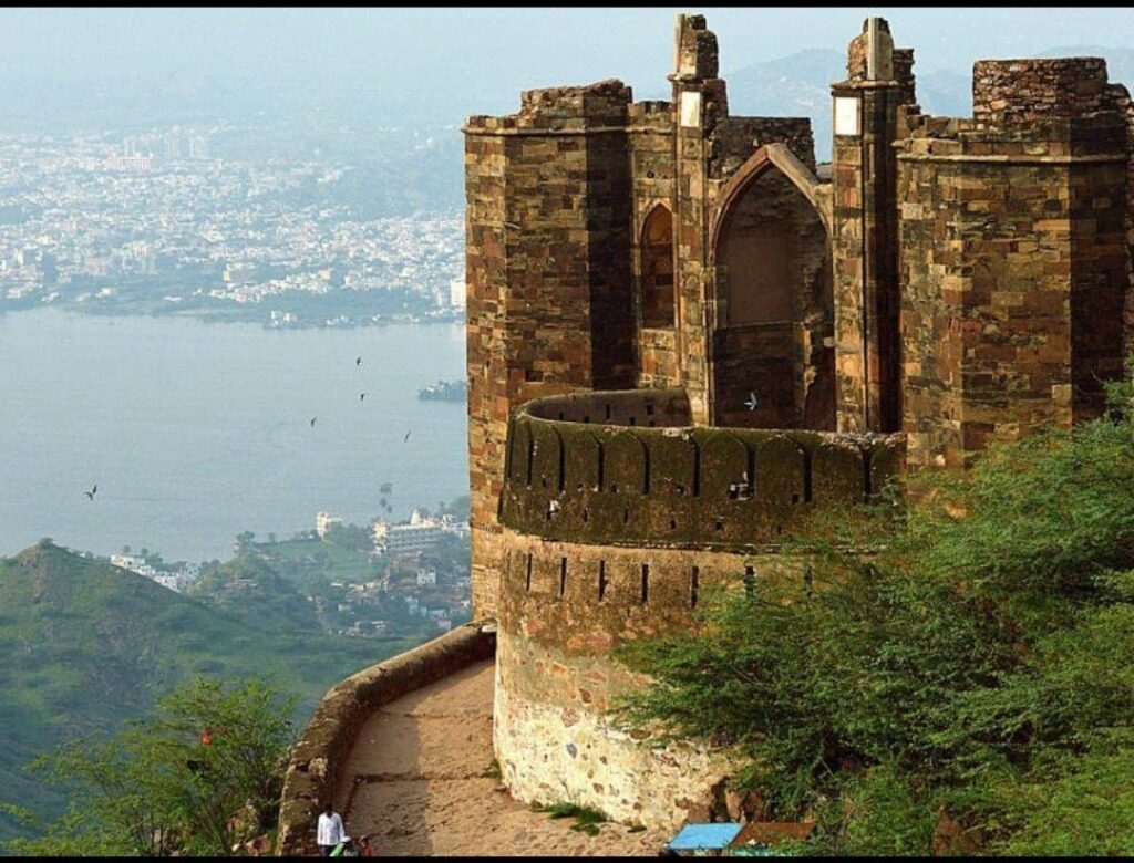 Top 5 forts near Ranakpur